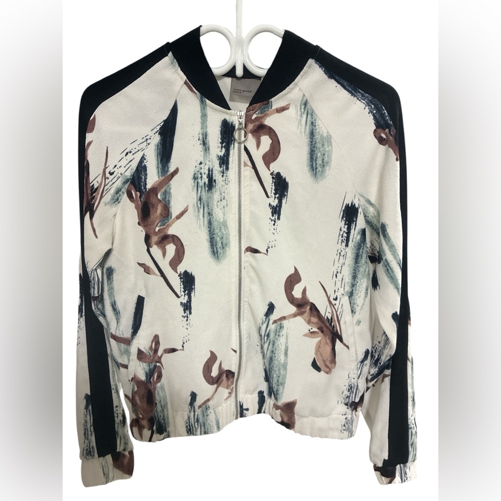 Vero Moda Women’s Abstract Print Jacket